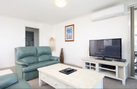 Sails Apartments - Grafton Accommodation 4