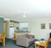 Beaches Holiday Resort - Grafton Accommodation