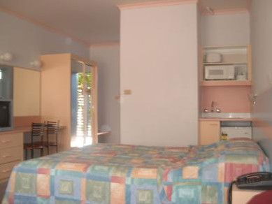 Golden Sands Motor Inn - Grafton Accommodation 1