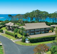 Absolute Beachfront Smugglers on the Beach - Grafton Accommodation