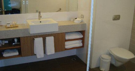 Desert Gardens Hotel - Grafton Accommodation 3