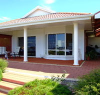 Close Encounters Bed and Breakfast - Grafton Accommodation