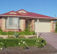 Lakeside Getaway - Grafton Accommodation