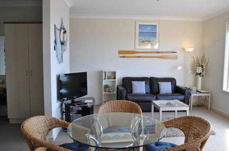 Bluff View Accommodation - Grafton Accommodation 4