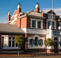 Old Bank BB - Grafton Accommodation