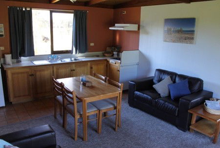 Flinders Island Cabin Park And Car Hire - Grafton Accommodation 2
