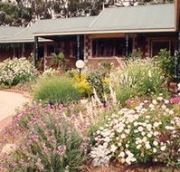 Red Gum Lagoon Cottages - Grafton Accommodation