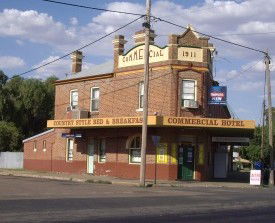 Commercial Hotel - Stock Pub - Grafton Accommodation 0