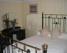 Courthouse Cottage B And B - Grafton Accommodation 2