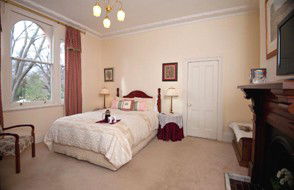 Camelia Cottage - Grafton Accommodation 0