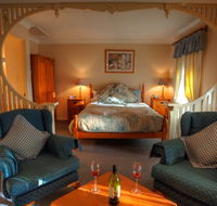 Honeysuckle Cottages and The Rocks Restaurant - Grafton Accommodation