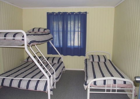 Pademelon Lodge - Holiday Home - Grafton Accommodation 3