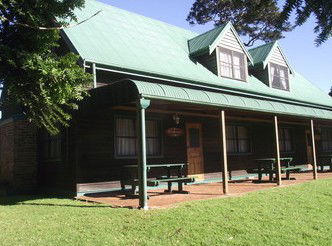 Oodgeroo - Chalet - Grafton Accommodation 6