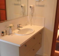 Ravensbourne Escape Silverwood Lodge - Grafton Accommodation