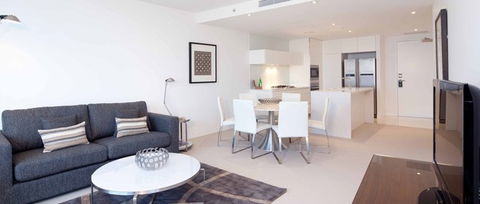 Peppers Broadbeach - Grafton Accommodation 5