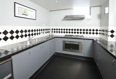 Sleep And Go Hotel, Preston - Grafton Accommodation 0