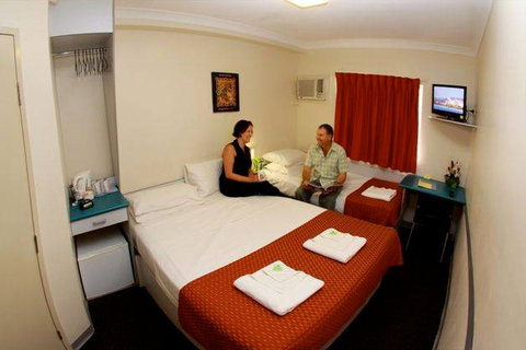 Value Inn - Grafton Accommodation 1