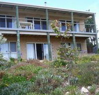 The Dog And Cockle Beach House - Grafton Accommodation