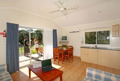 Samurai Beach Resort - Grafton Accommodation 0