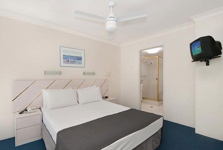 Atrium Resort - Grafton Accommodation 3