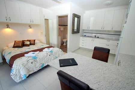 Coral Point Lodge - Grafton Accommodation 0