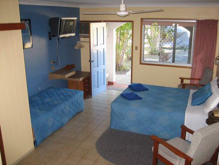 Paradise Court Holiday Units - Grafton Accommodation 1