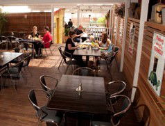 Jack Duggans Irish Pub - Grafton Accommodation 2