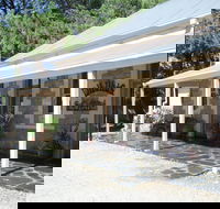 Mount Bryan Hotel - Grafton Accommodation