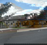 Goroke Hotel Bar amp Bistro - Grafton Accommodation