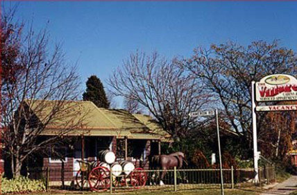 The Village Cabins - Grafton Accommodation 2