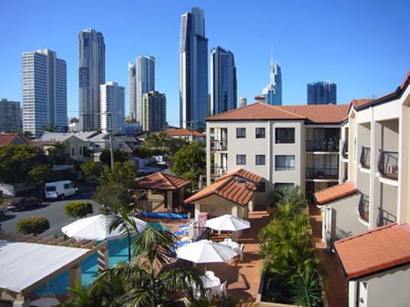 Chevron Palms - Grafton Accommodation 5