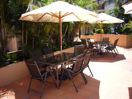 Chevron Palms - Grafton Accommodation 6