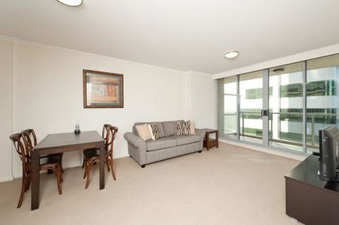 Astra Apartments - Chatswood - Grafton Accommodation 1