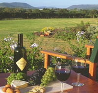 Tranquil Vale Vineyard Cottages - Grafton Accommodation