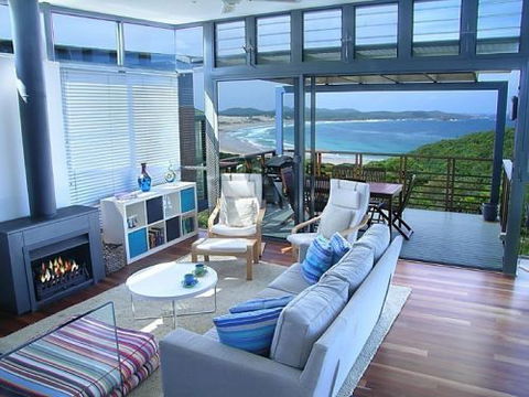 Beach House 7 - Grafton Accommodation 0