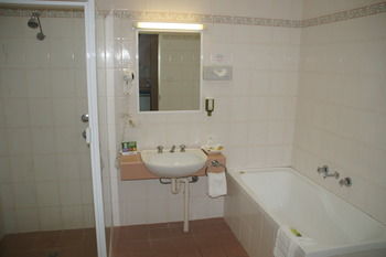 Econo Lodge Tamworth - Grafton Accommodation 43