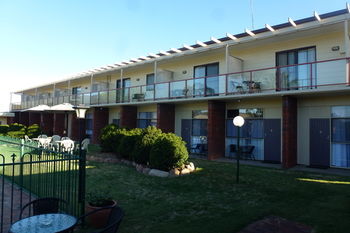 Econo Lodge Tamworth - Grafton Accommodation 69