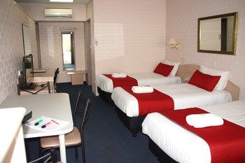 Econo Lodge Tamworth - Grafton Accommodation 82