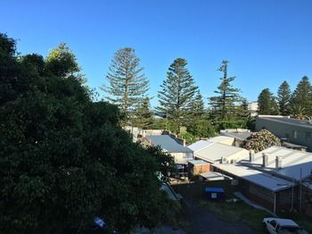 Waldorf The Entrance Serviced Apartments - Grafton Accommodation 4