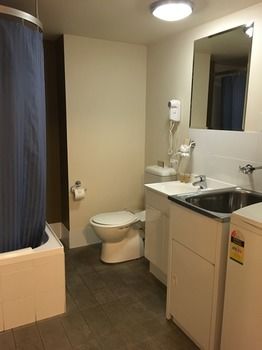 Waldorf The Entrance Serviced Apartments - Grafton Accommodation 9