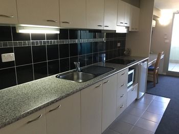 Waldorf The Entrance Serviced Apartments - Grafton Accommodation 44