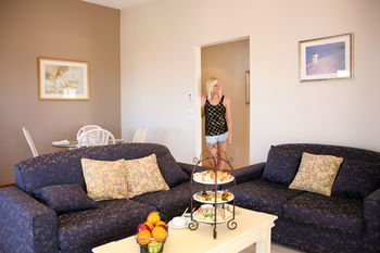 Lavender House B&B - Grafton Accommodation 14