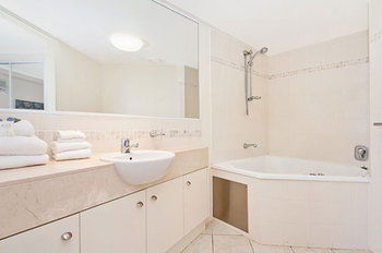 ULTIQA Shearwater Resort - Grafton Accommodation 14