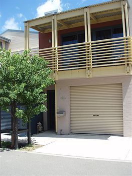 Harbourside Terraces - Grafton Accommodation 4