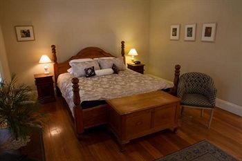 Tizzana Winery Bed & Breakfast - Grafton Accommodation 2