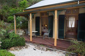 Tizzana Winery Bed & Breakfast - Grafton Accommodation 3