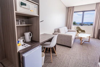 Ibis Styles The Entrance - Grafton Accommodation 4