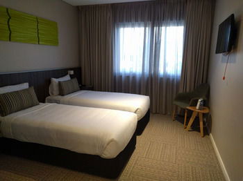 Ibis Styles The Entrance - Grafton Accommodation 23