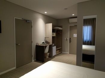 Ibis Styles The Entrance - Grafton Accommodation 28