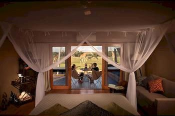 Zoofari Lodge, Taronga Western Plains Zoo - Grafton Accommodation 0